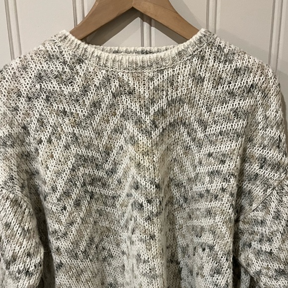 Knit sweater - Picture 2 of 2